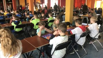 De Regenboog schooldamkampioen ZHDB
