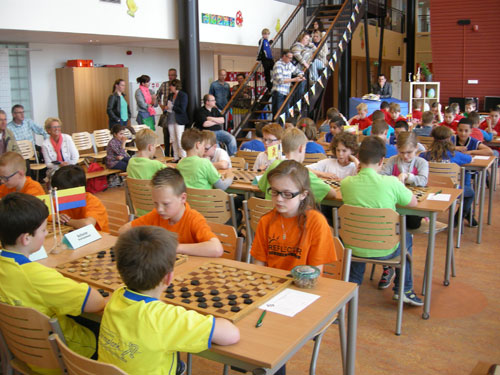 Dammen op landelijk niveau in Majellaschool